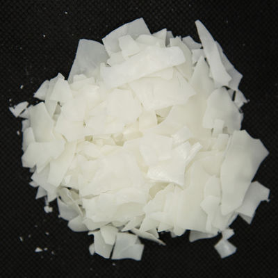 Produkty chemiczne włókiennicze Płatki miękczaczy nionionowych do wykończenia antystatycznego tkaniny drukowanej